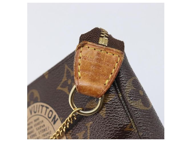 Louis Vuitton Pochette Accessoires Limited Edition Monogram Canvas Mini - vista 6