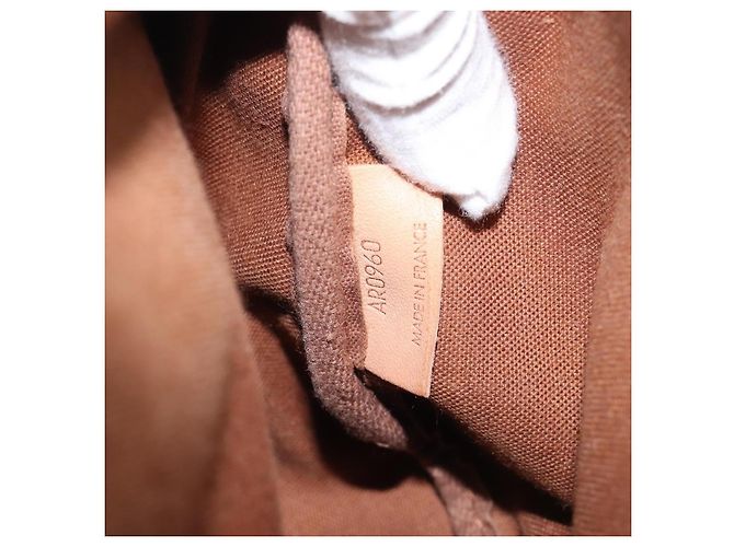 Louis Vuitton Saumur Monogram Canvas 30 - Ansicht 6