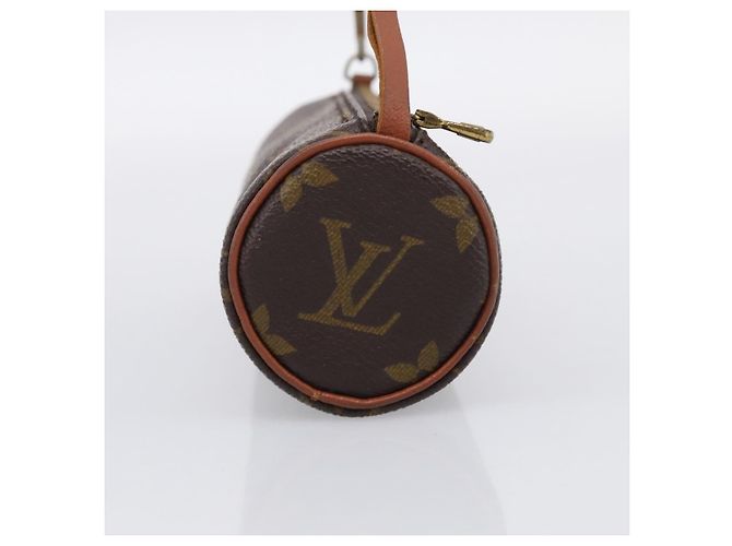 Louis Vuitton Papillon Pochette Monogram Canvas Mini - vista 3