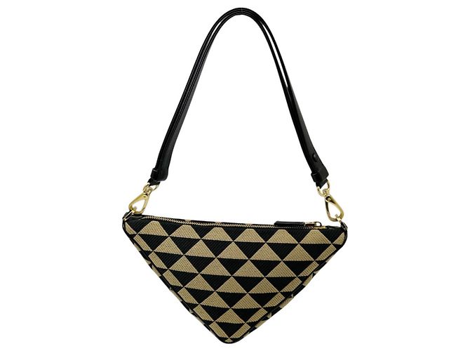 Bolso Prada Triangle - vista 2