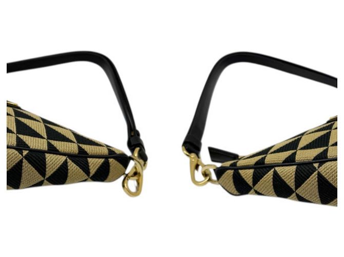 Bolso Prada Triangle - vista 4