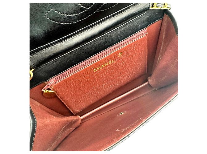 Borsa a tracolla Chanel Matelassé 22 - vista 12