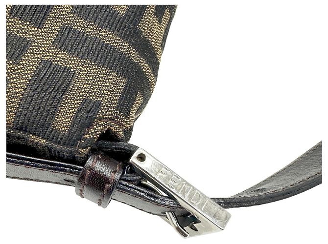 Borsa a secchiello Fendi Zucca Mamma Pouch - vista 10