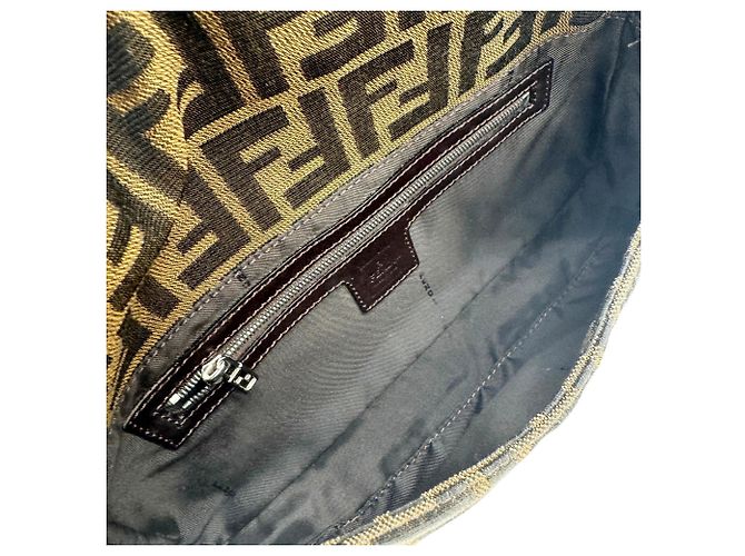 Borsa a secchiello Fendi Zucca Mamma Pouch - vista 13