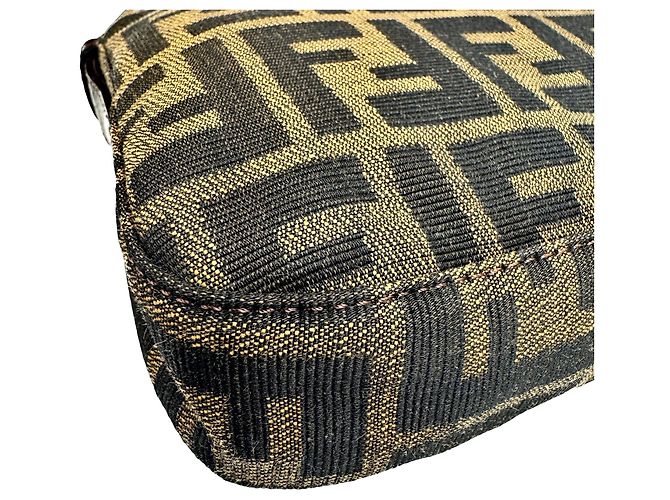 Borsa a secchiello Fendi Zucca Mamma Pouch - vista 7