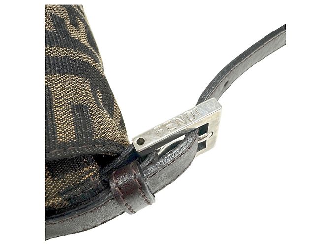 Borsa a secchiello Fendi Zucca Mamma Pouch - vista 9