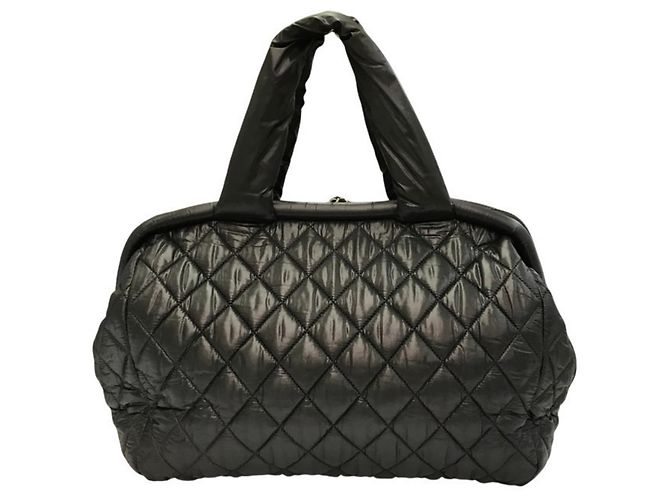Borsa tote in nylon Chanel Coco Cocoon da donna - vista 2