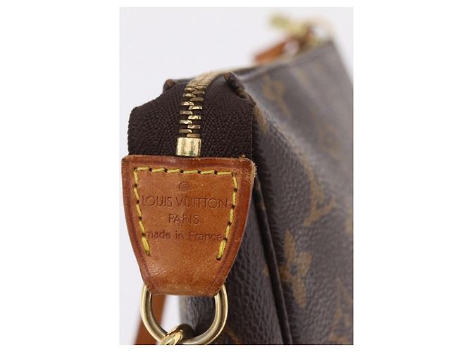 Louis Vuitton Pochette Accessoires NM Monogram Canvas - vista 6