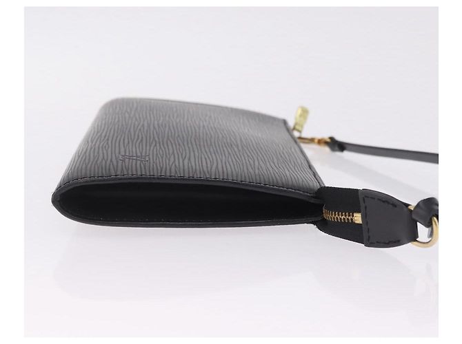 Louis Vuitton Pochette Accessoires Epi Leather MM - vista 3