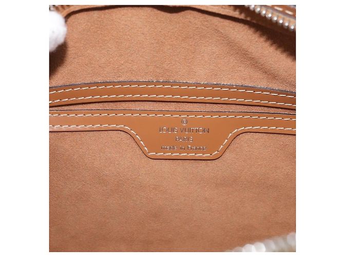 Louis Vuitton Soufflot Epi Leather MM - vista 6