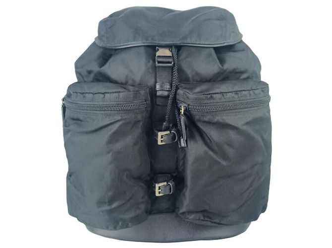 Zaino Prada V163 in nylon nero - vista 2