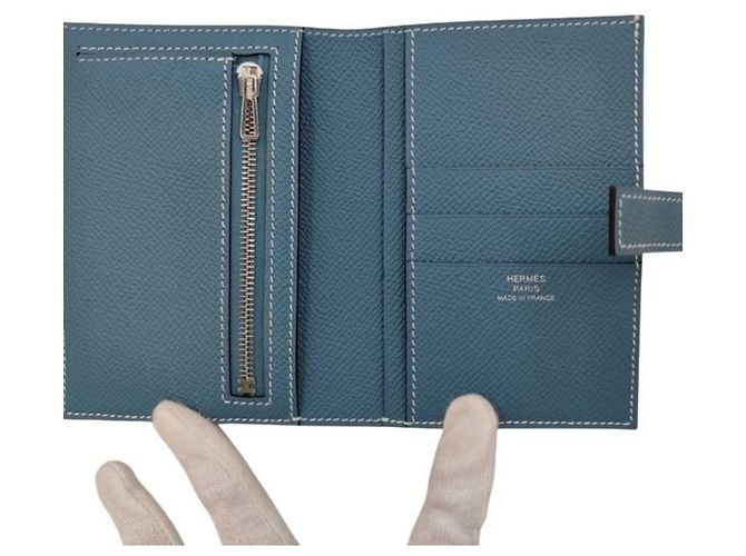 Hermès Billetera bi-fold Hermes en piel Epsom Blue Jean - vista 5