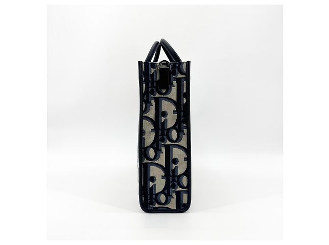 Christian Dior Book Tote mit Gurt aus Oblique Canvas Medium - Ansicht 4
