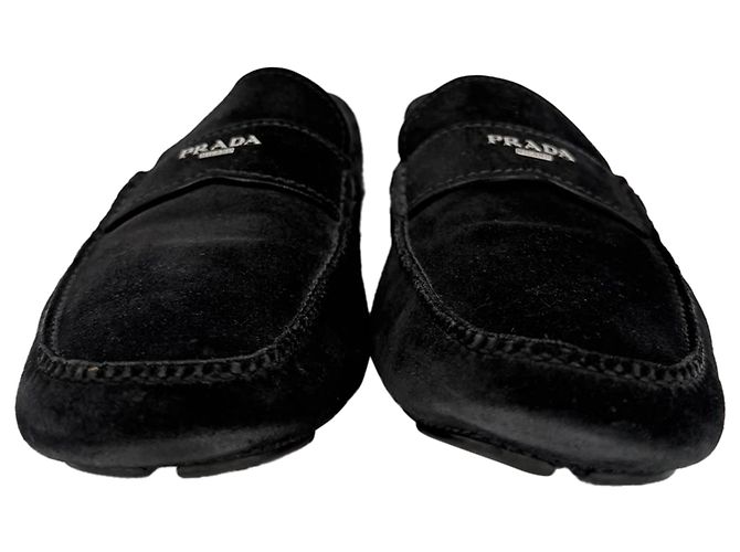 Mocassini in suede nero con placca logo Prada - vista 2