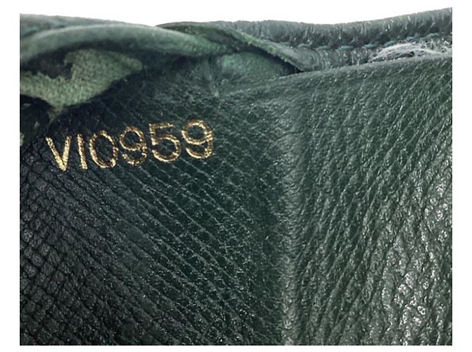 Portafoglio Bi-Fold Louis Vuitton in pelle verde - vista 8