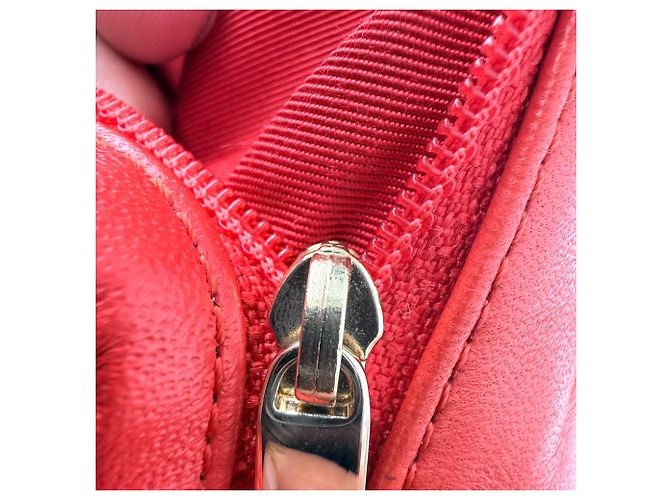 Borsa Chanel Classic Double Flap in pelle rossa - vista 20