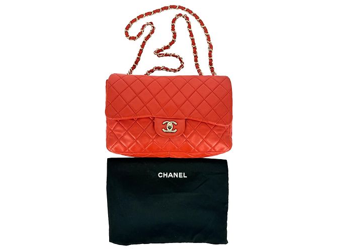 Borsa Chanel Classic Double Flap in pelle rossa - vista 5