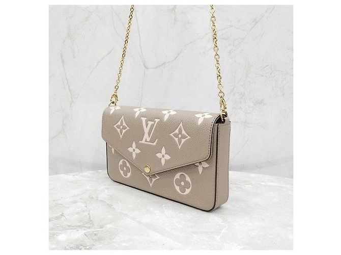 Louis Vuitton Pochette Accessories Monogram Empreinte Chain Bag - vista 2