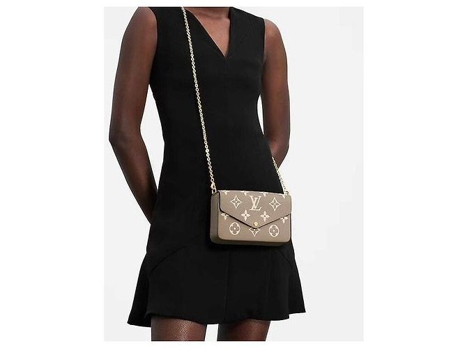 Louis Vuitton Pochette Accessories Monogram Empreinte Chain Bag - vista 9