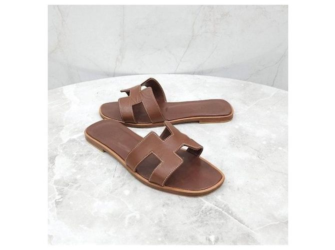 Hermès Sandalio Oran dorato - vista 3