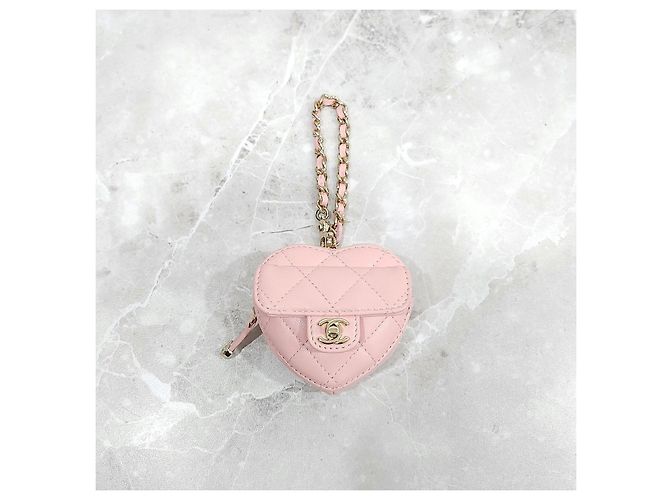 Charm per borsa Chanel cuore rosa in pelle - vista 11