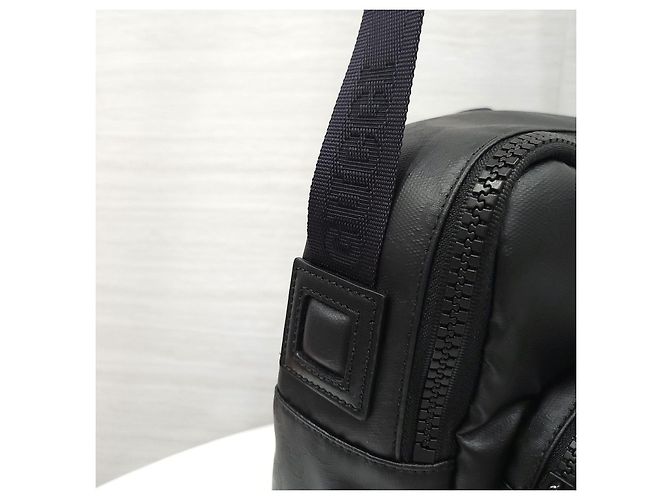 Gucci Borsa Messenger e Tote in Tela Crystal Canvas - vista 14