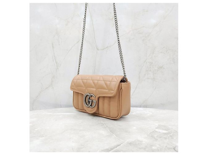 Gucci Borsa a spalla Super Mini GG Marmont Matelassé con catena - vista 10