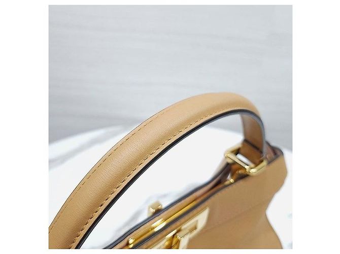 Fendi Borsa a spalla tote Peekaboo SEE Medium - vista 6