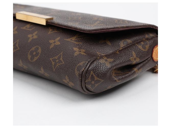 Louis Vuitton Borsa a tracolla Favorite MM Monogram Canvas - vista 8