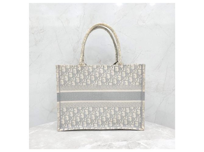 Dior Borsa Book Tote Oblique Grigia Medium - vista 13