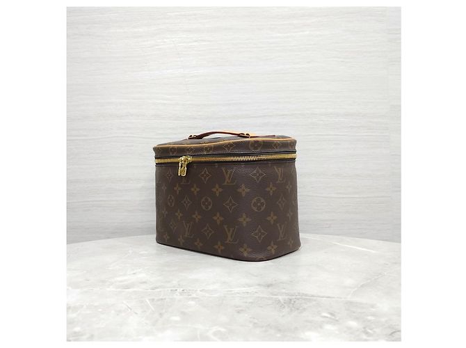 Louis Vuitton Borsa Tote Niece BB Monogram - vista 12
