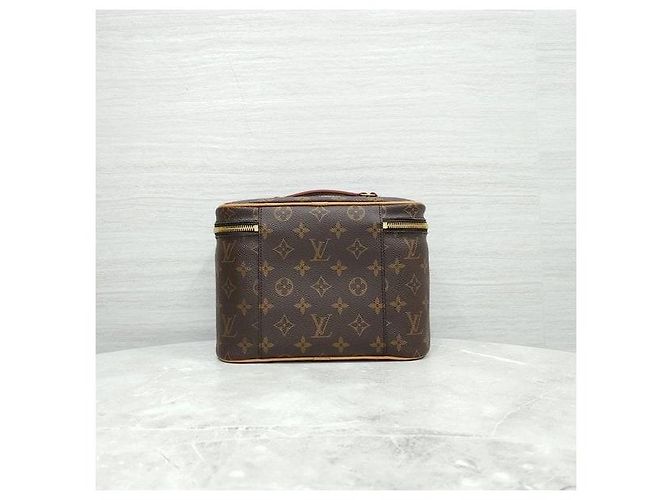 Louis Vuitton Borsa Tote Niece BB Monogram - vista 3