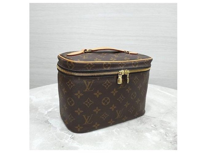 Louis Vuitton Borsa Tote Niece BB Monogram - vista 4