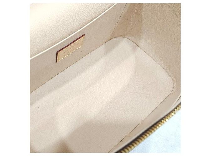 Louis Vuitton Borsa Tote Niece BB Monogram - vista 9