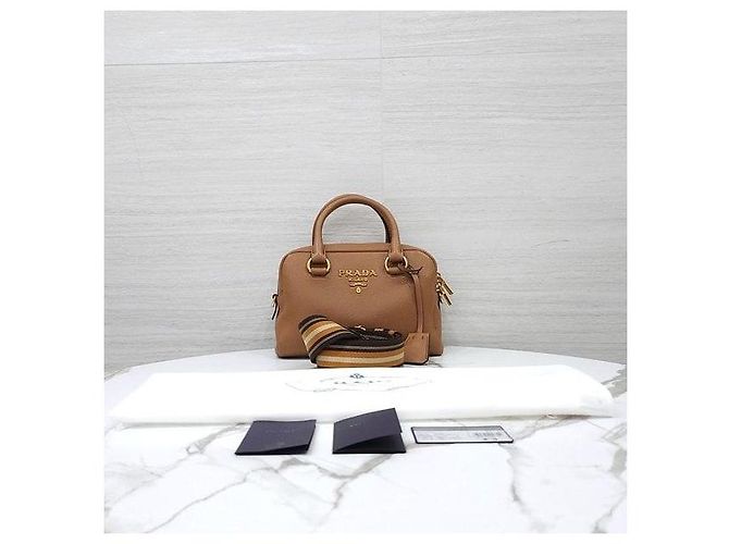 Prada Borsa a spalla Bauletto Vitello Phoenix Caramel - vista 10