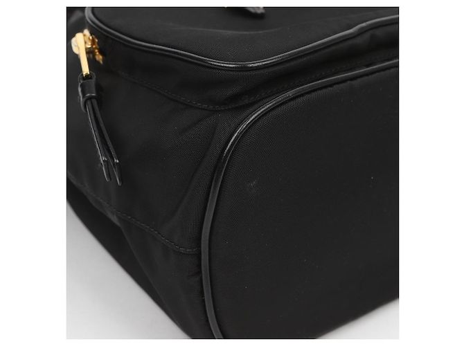 Prada Borsa a secchiello Duet in nylon con logo in metallo Nero Oro - vista 7