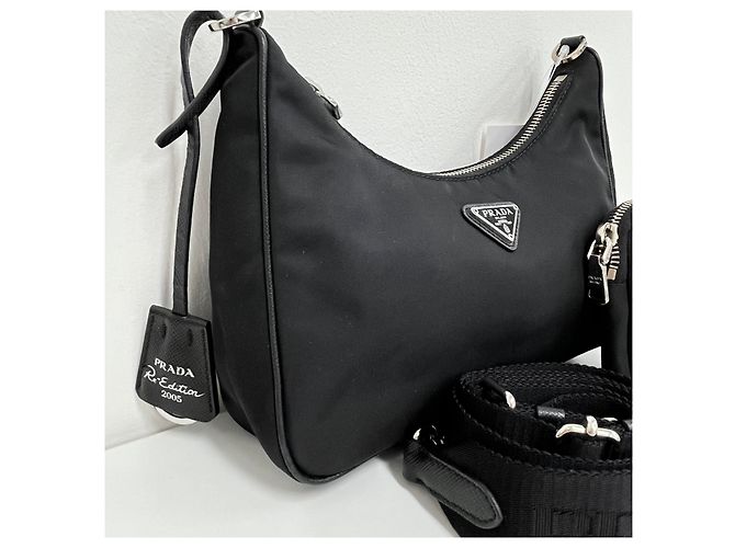 Prada Borsa Hobo in Re-Nylon Tessuto con tracolla a catena - vista 4
