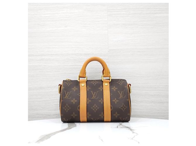 Louis Vuitton Nano Keepall Monogram Archive - vista 10