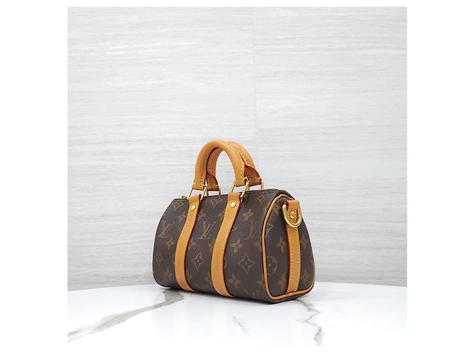 Louis Vuitton Nano Keepall Monogram Archive - vista 11
