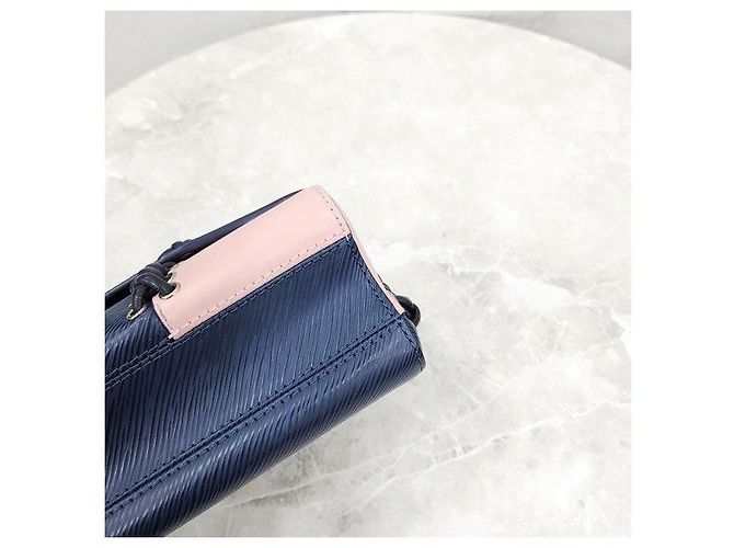 Louis Vuitton Borsa a tracolla Epi Twist Chain - vista 7