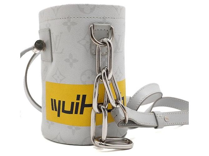 Bucket Louis Vuitton Borsa a secchiello Nano Monogram Chalk Grigia a tracolla - vista 8