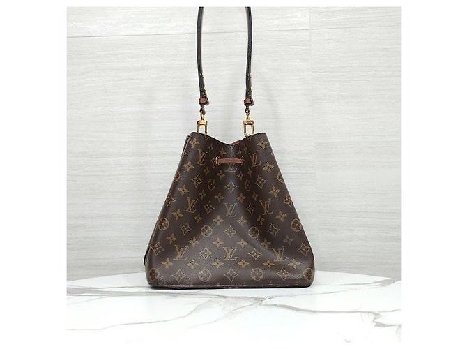 Néonoé Louis Vuitton Borsa a spalla Neo Noe MM Monogram - vista 3