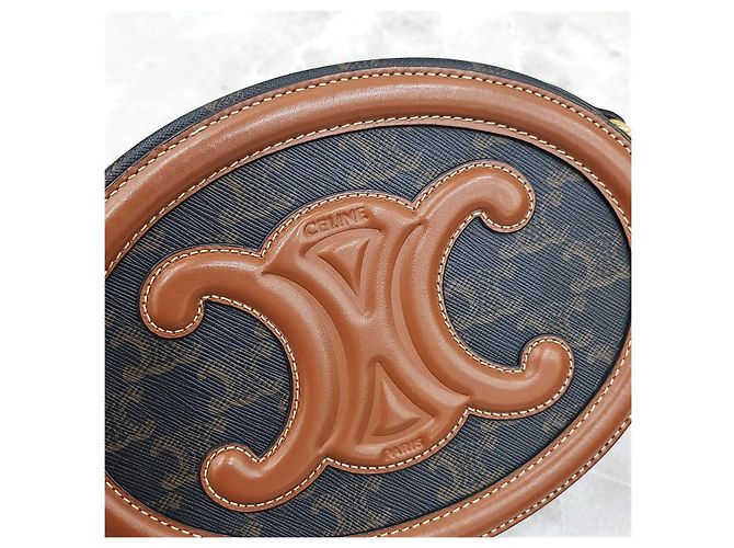 Céline Borsa a spalla Triopea Oval Pulse Large - vista 14