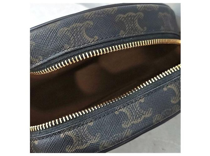 Céline Borsa a spalla Triopea Oval Pulse Large - vista 7
