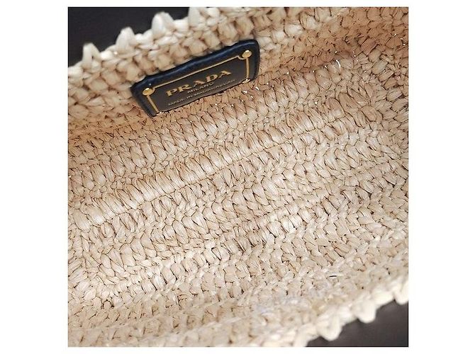 Prada Mini borsa tote in pelle crochet - vista 6