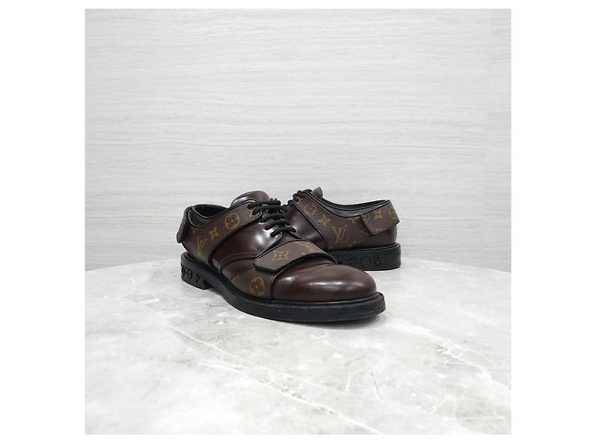 Louis Vuitton Monogram Strap Derby Schuhe - Ansicht 10