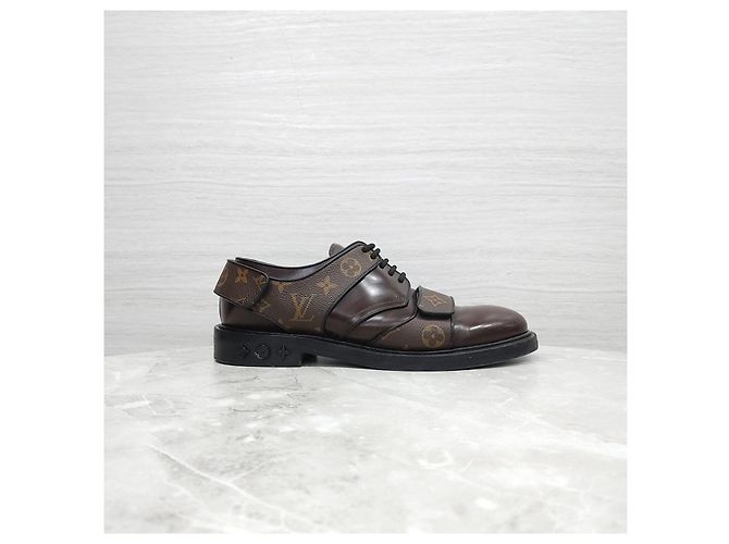 Louis Vuitton Monogram Strap Derby Schuhe - Ansicht 13