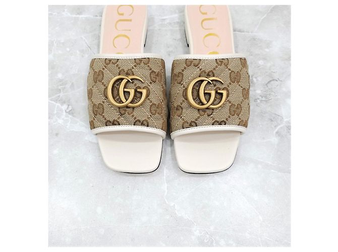 Gucci Gesteppte Slide-Sandalen - Ansicht 15