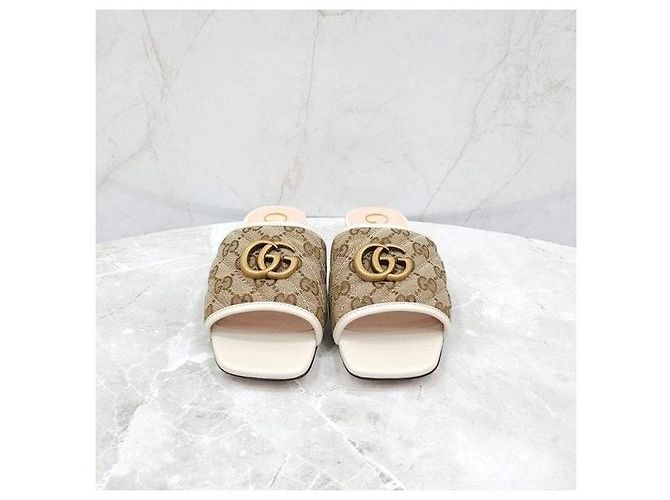 Gucci Gesteppte Slide-Sandalen - Ansicht 2