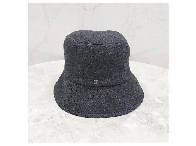 Chanel Bucket Hat aus Kaschmir in Grau - Ansicht 6